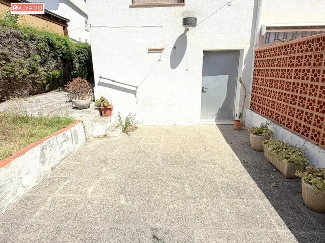 ¡AMPLIA PLANTA BAJA CON GRAN TERRAZA, GARAJE PRIVADO Y MÚLTI