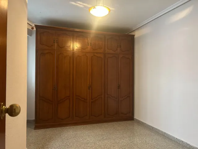 Ref. 8546 SALICO ofrece gran vivienda en Olivereta con plaza de aparcamiento — 33