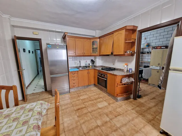 Acogedor Piso en Venta en Carrús Este con ascensor — 8