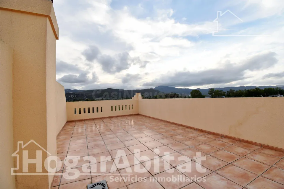 ¡ESPECTACULAR! ÁTICO SEMINUEVO EN RESIDENCIAL CON PISCINA Y TERRAZA, CERCA DE LA PLAYA