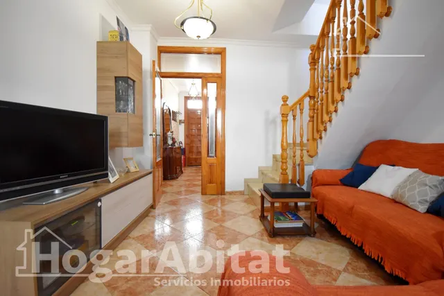 ¡CENTRO HISTÓRICO! CASA MUY AMPLIA Y LUMINOSA CON TERRAZA Y  - foto 2
