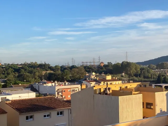 Edificio con local y 2 viviendas en Tordera — 50