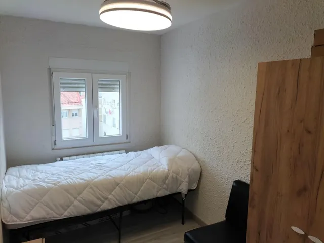 SE ALQUILA VIVIENDA EN PALENCIA CENTRO — 8