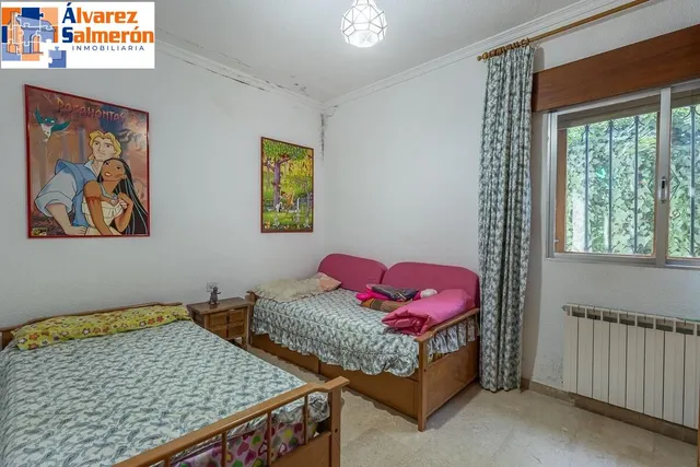 Espectacular Chalet en Ogijares - Ideal para Familias — 23