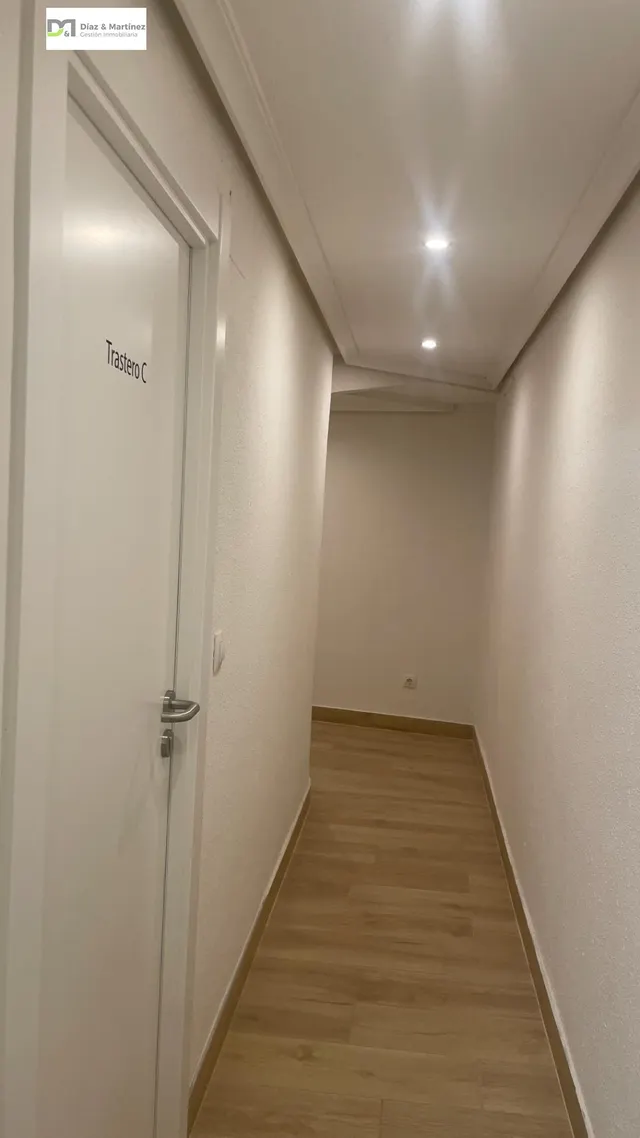 PISO CENTRICO — 23