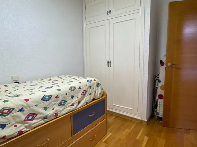 Piso 3 dormitorios con garaje en El Barrio del Carmen — 26