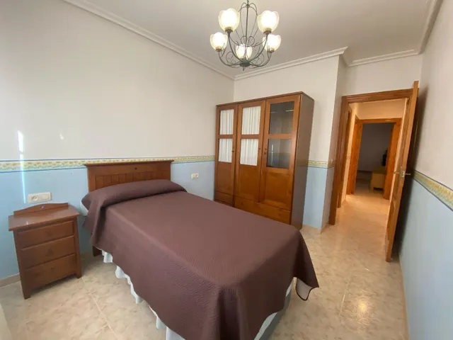 PISAZO DE 4 DORMITORIOS EN EL ALGAR — 6