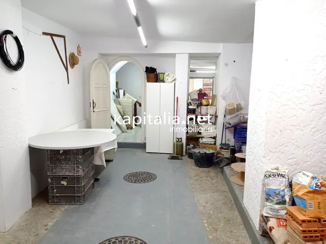 LOCAL COMERCIAL A LA VENTA EN ONTINYENT, UBICADO EN LA CALLE MAYOR — 3