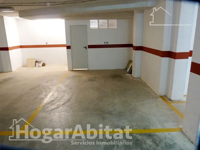 ¡Al lado mismo de la playa! Seminuevo con piscina, terraza y garaje — 44