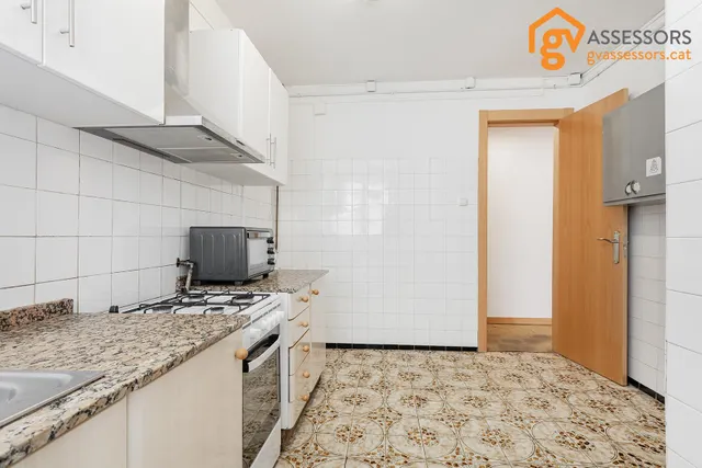 EXCLUSIVO PISO DE 133M2 CON 5 habitaciones — 6