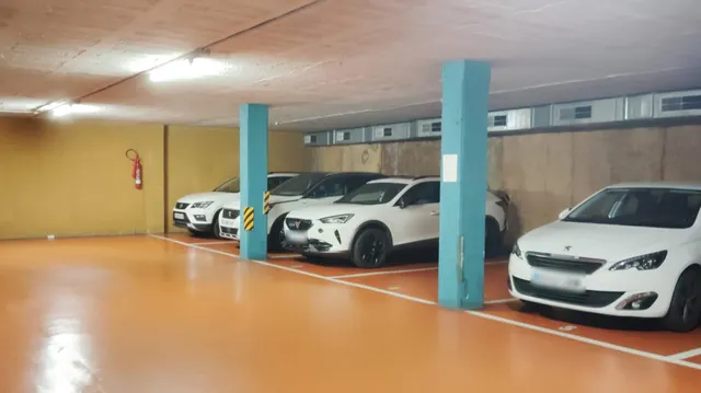 Parking 12m² en alquiler - Eixample — 9