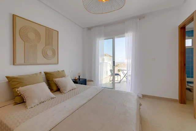 Villa Independiente en San Fulgencio, 3 dormitorios, 3 baños — 20
