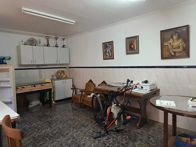 SE VENDE CASA EN MONFORTE DEL CID  / LISTA PARA ENTRAR A VIVIR /  A 20 MINUTOS DE ALICANTE — 12