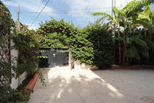 CHALET INDEPENDIENTE EN TENTEGORRA DE MAS DE 600 M2 DE PARCE - foto 4
