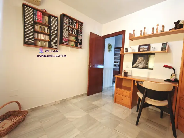Amplia Propiedad Pareada en Churriana, Málaga. — 19