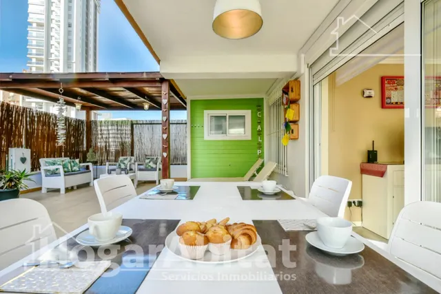 Reformado con terraza y licencia turística junto al mar — 32