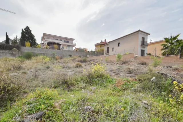 PARCELA EDIFICABLE EN EL BARRIO DE MONACHIL — 9