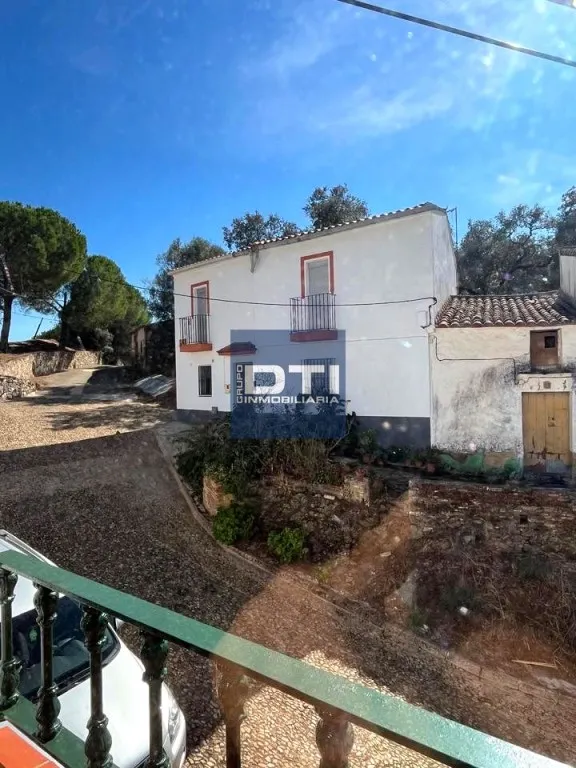 Casa de pueblo en las cefiñas — 69