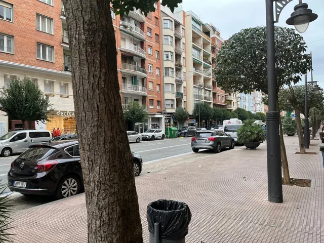 Piso planta 17 en edificio emblemático del centro de Logroño - foto 4