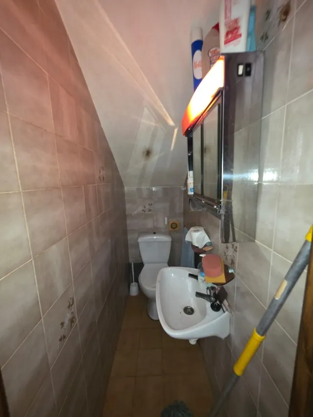 Magnifica vivienda para reformar, buena ocasion para invertir — 27