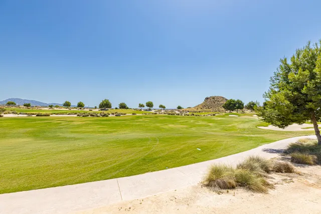 Piso en venta con vistas al golf  en Valle Golf Resort. — 13