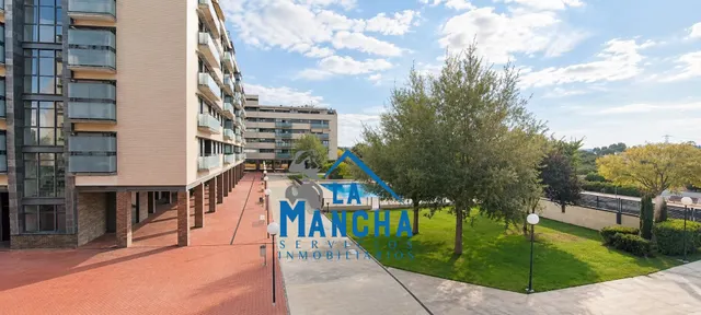 *950€ al mes* inmobiliaria la mancha alquila piso facultad de medicina de Albacete — 6