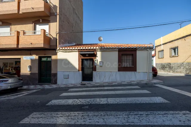 Casa independiente en Motril de dos dormitorios - foto 4