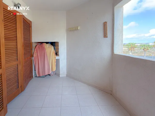 La Veleta! Acogedor apartamento exterior , con amplia terraza y vistas laterales al mar ubicación en urbanización exclusiva con piscina a 150 metros del mar — 21