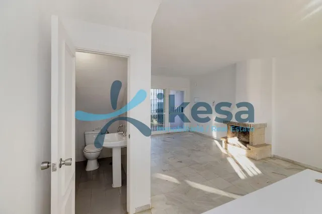 Venta de Casa Adosada en Marbella, Málaga. — 10