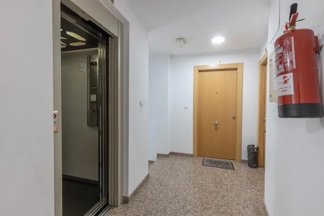 Piso con terraza de 31 m2 y cochera en el centro de hijar — 29