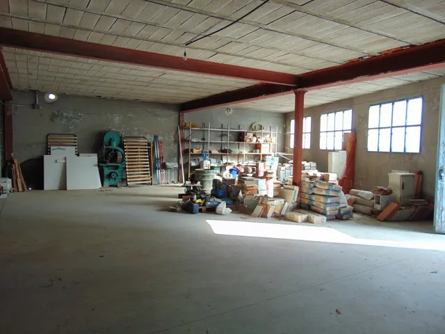 PARCELA URBANIZA-BLE EN VENTA — 11