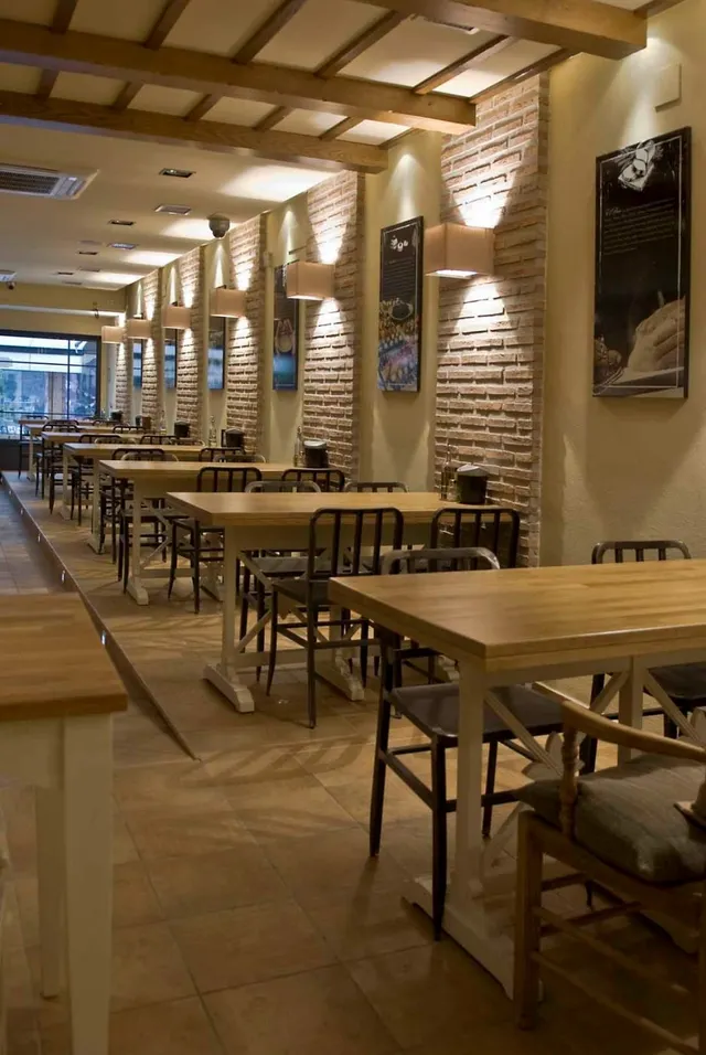 NEGOCIO CAFETERÍA EN LANJARÓN — 11