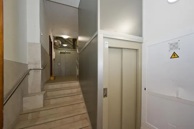 Piso 2 habitaciones 122m² en venta - Centro — 23