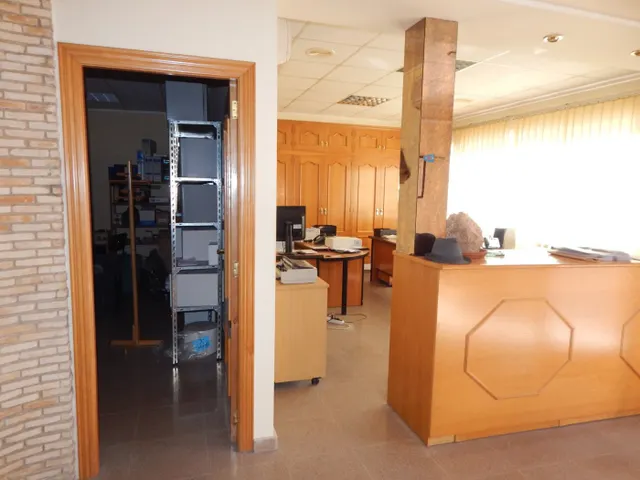 LOCAL COMERCIAL LUMINOSO Y CENTRICO EN ONTINYENT — 16