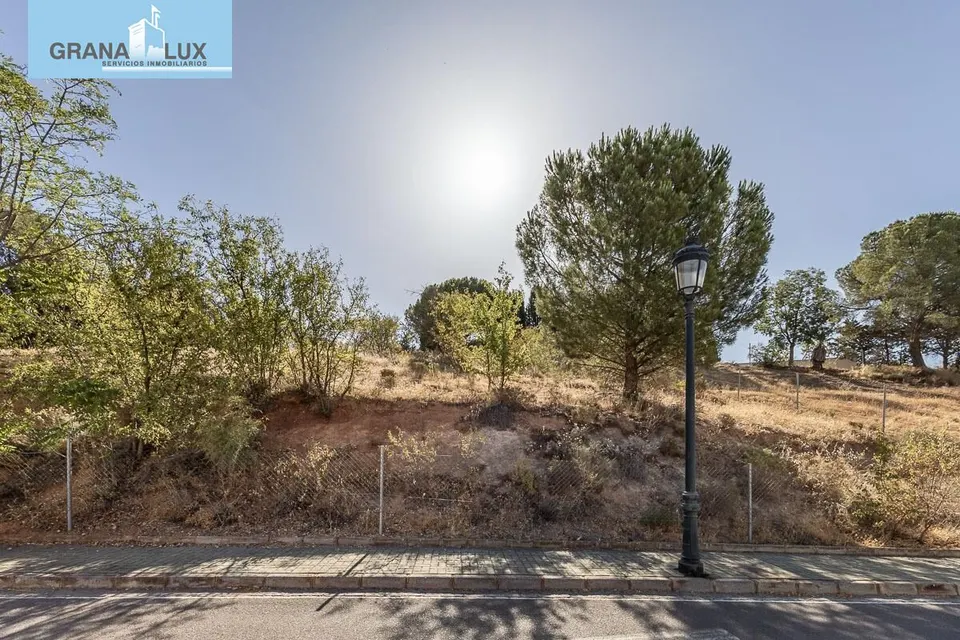 PARCELA 610 M2 EN CORTIJO DE LA LUZ, OTURA.