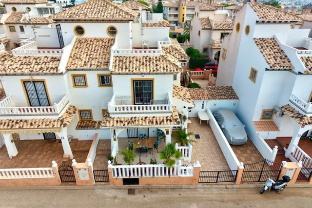 Chalet Pareado en Venta en Lomas de Cabo Roig