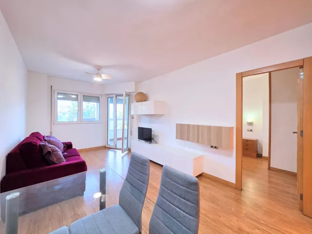 Vivienda reformada de 3 dormitorios y 2 baños en Capitanes Ripoll en Cartagena — 16