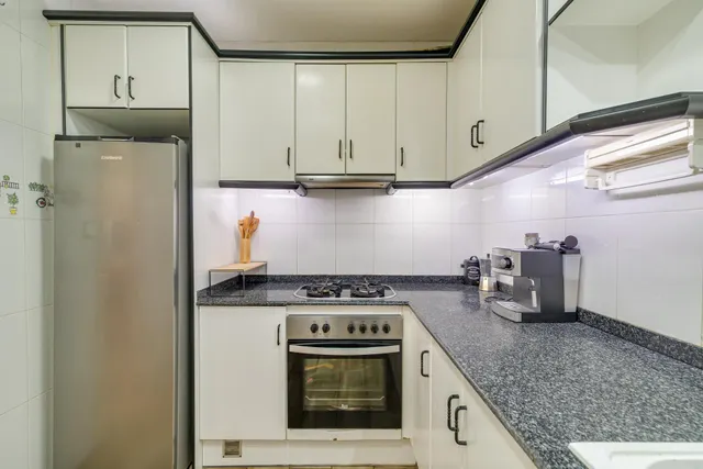 Espectacular piso, muy luminoso y listo para entrar a vivir en Prat de Llobregat!! — 16
