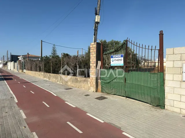 TERRENO URBANO DIRECTO EN CTRA. DEL PUERTO - foto 3