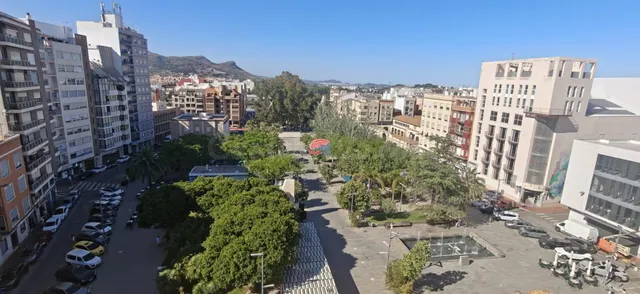 Ático en venta con impresionantes vistas y garaje cerrado -  - foto 2