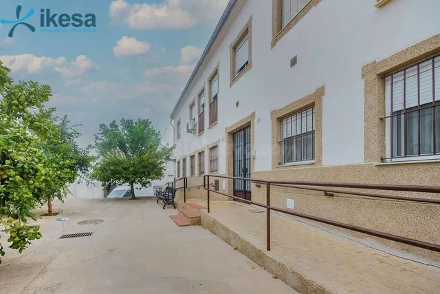 Venta de Local Comercial en Bollullos Par Del Condado, Huelv - foto 2