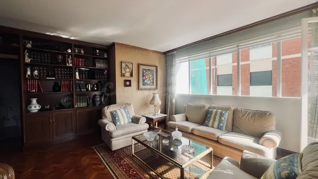 SE VENDE EN EXCLUSIVA "Amplia vivienda de 162 m2, con terraz - foto 5