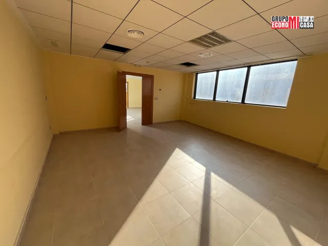 EDIFICIO DE OFICINAS EN VENTA O ALQUILER,  EN MONFORTE DEL CID — 22