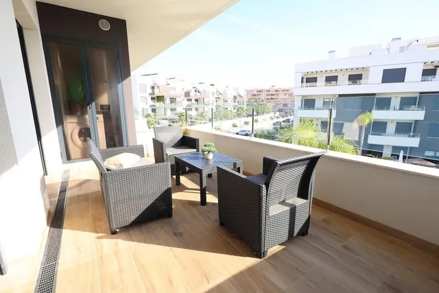 Apartamento Moderno y Listo para Entrar a Vivir en Villamartin — 16