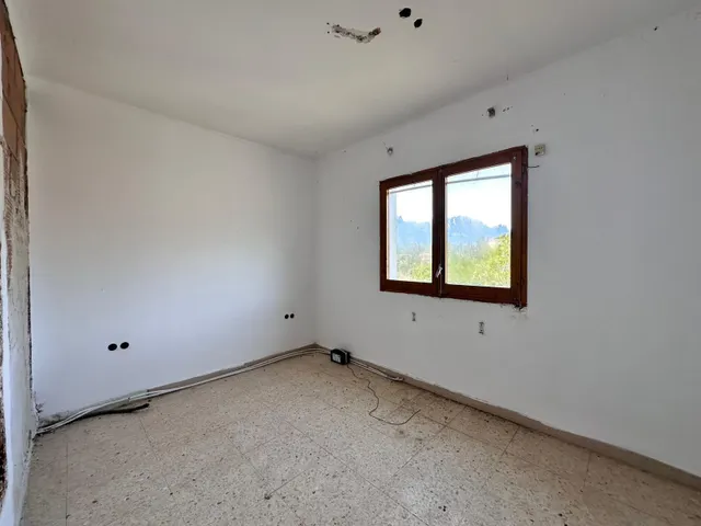 SE VENDE CASA EN VACARISSES, URBANIZACIÓN LA FARINERA — 17