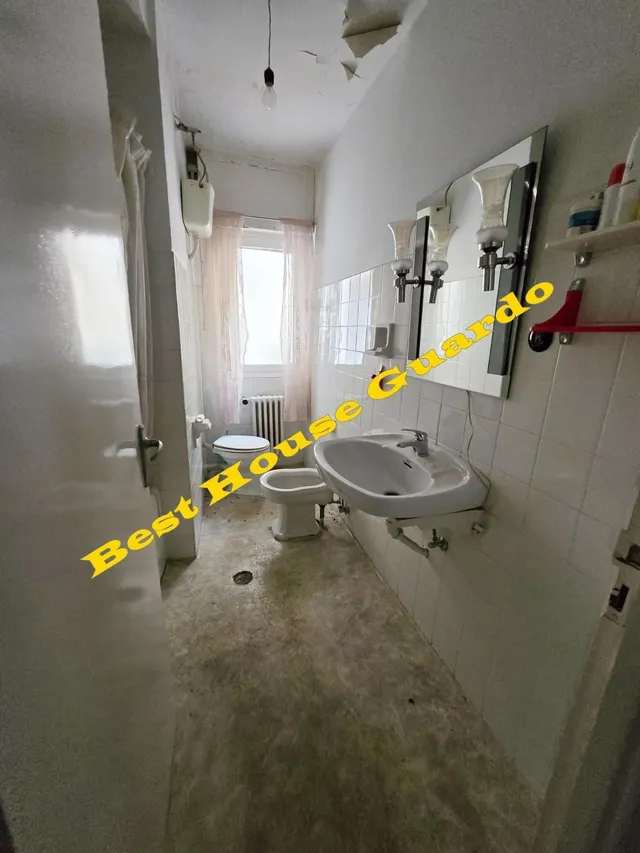Oportunidad de Inversión en Guardo: Piso Para Reformar a Excelente Precio — 8