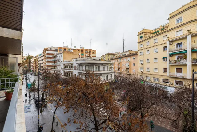 TU NUEVO PISO EN ALHAMAR TE ESTA ESPERANDO — 6