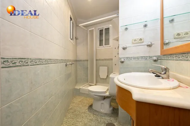 Edificio con gran potencial de desarrollo residencial en Zaidín – Granada — 14