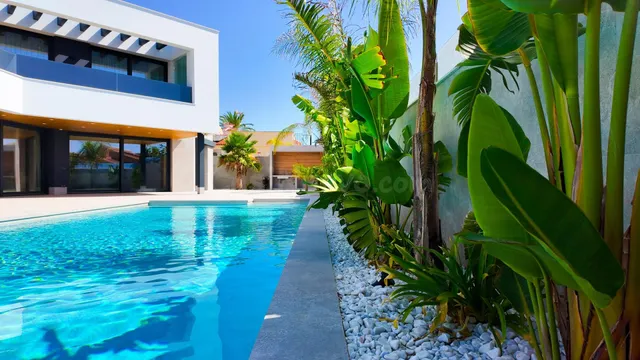 Villa 4 habitaciones 425m² en venta - Centro de la Ciudad Quesada — 3