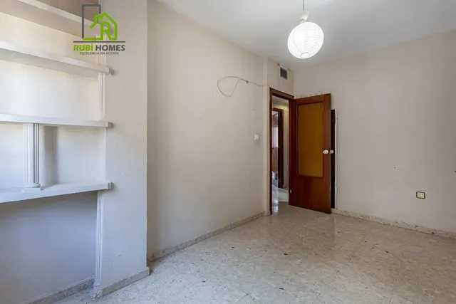 Espacio, luz y comodidad en una vivienda con grandes posibilidades en zona Alcampo — 17